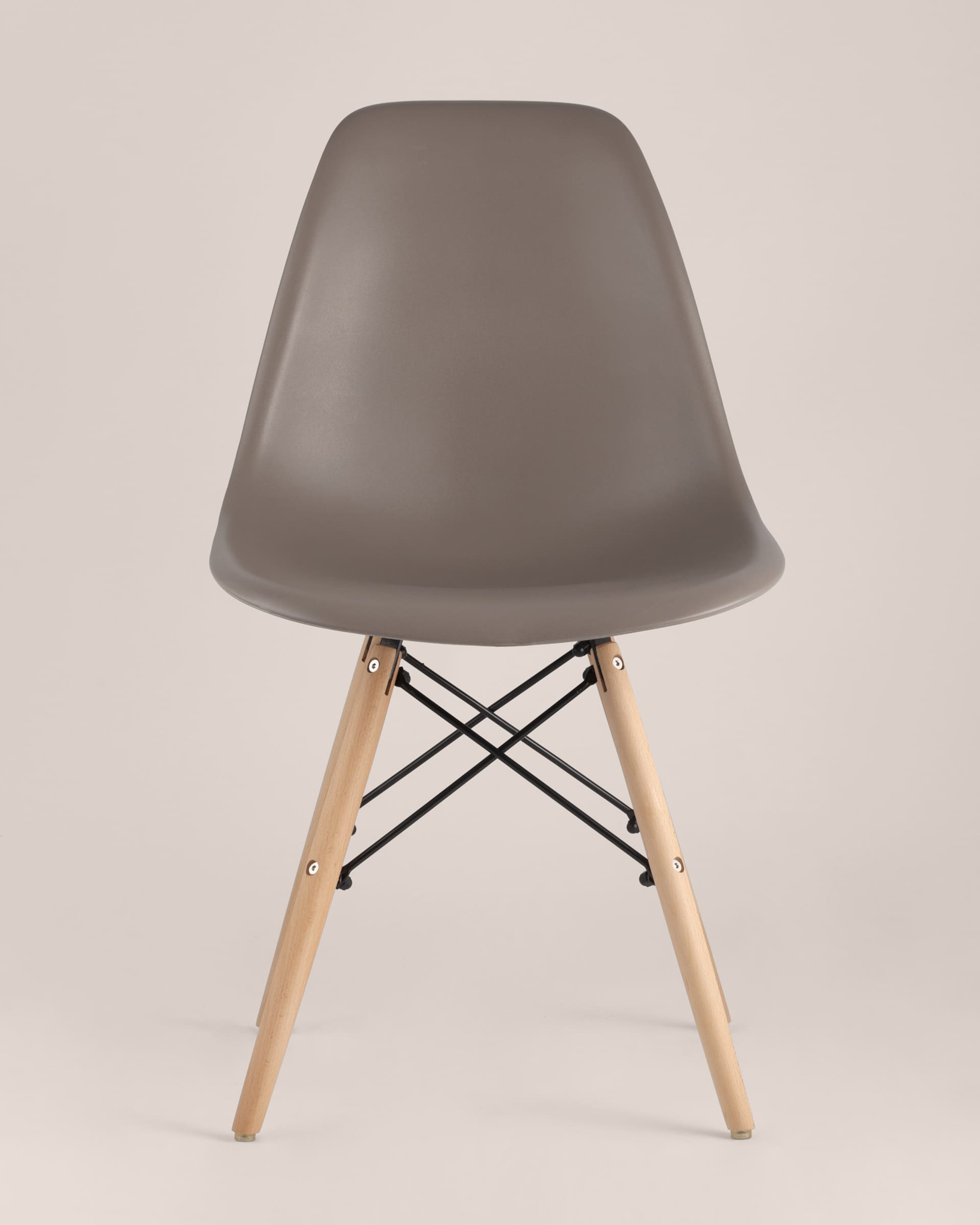 Stul_Eames_DSW_temno-seryj_Peach