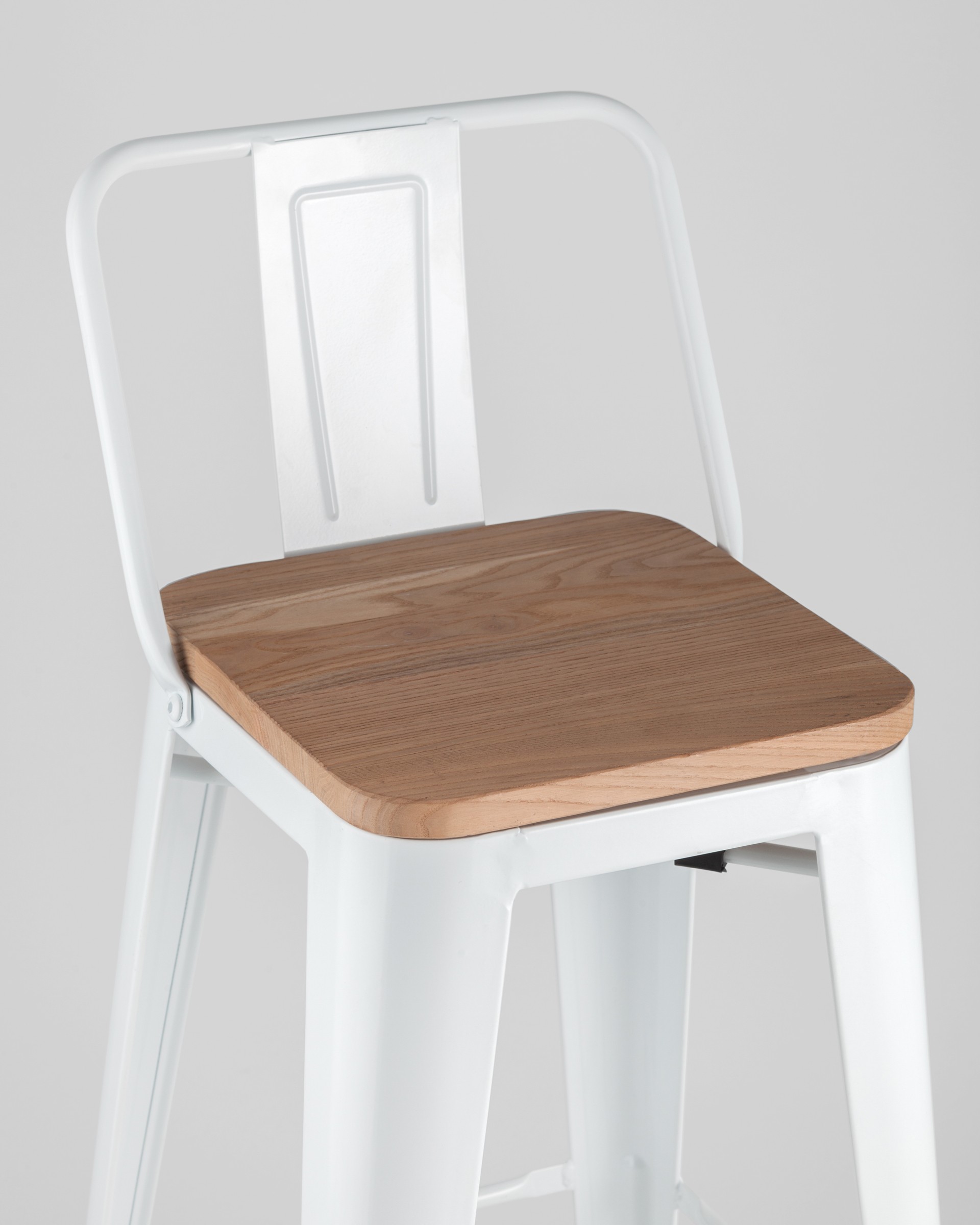 Stul_barnyj_TOLIX_WOOD_so_spinkoj_belyj_glyancevyj__7__Gray