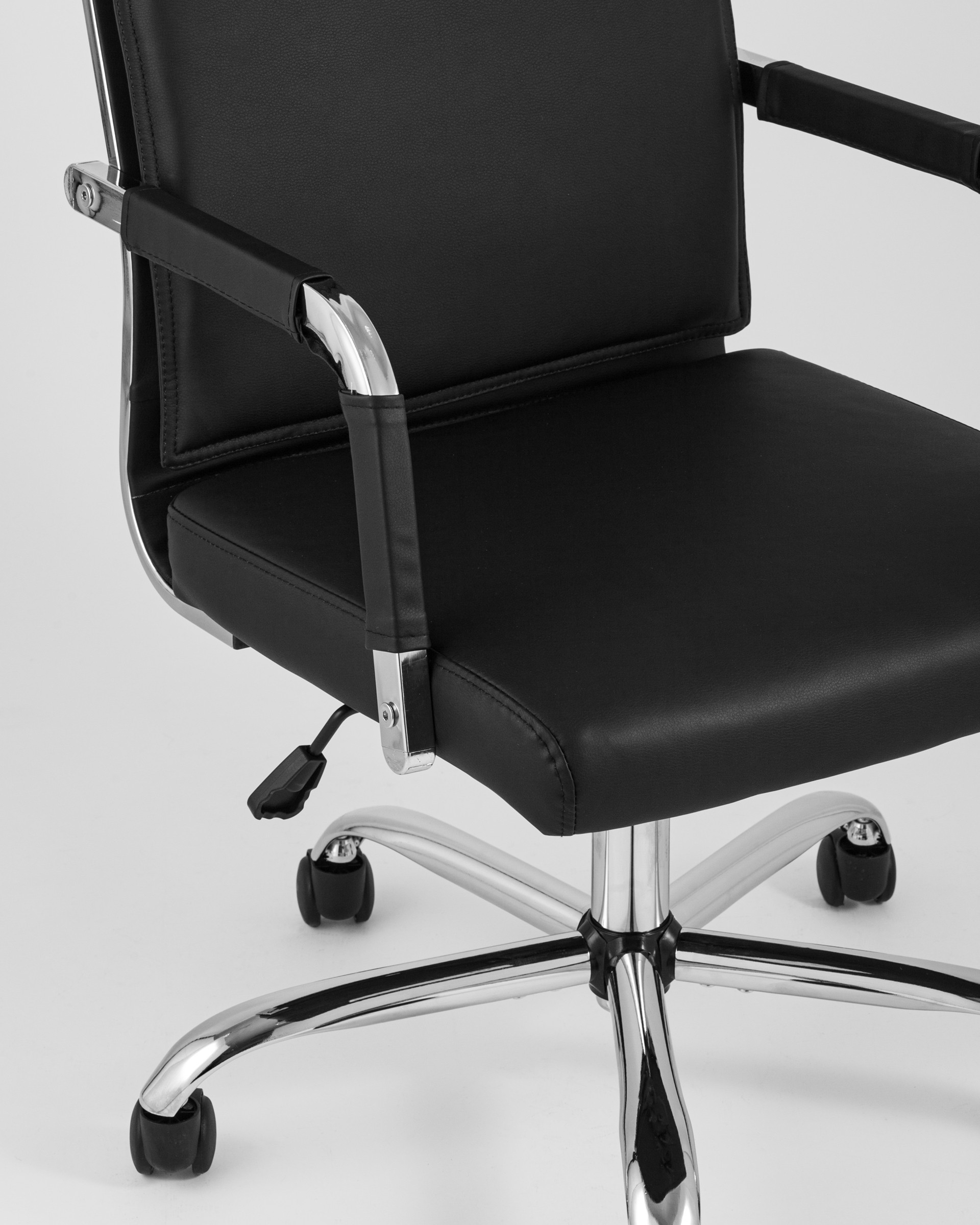 kreslo-ofisnoe-topchairs-original-chernoe__7_