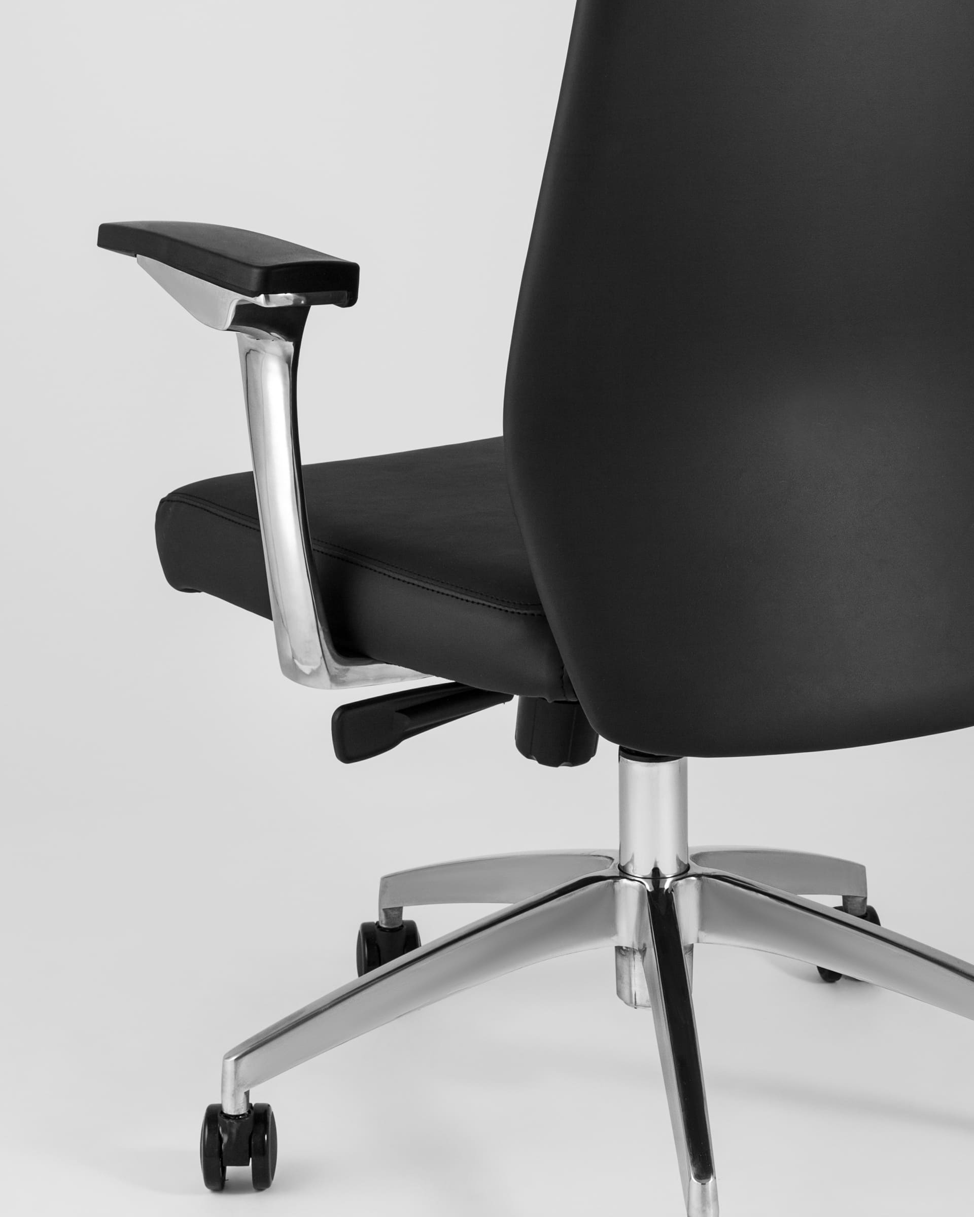 kreslo-rukovoditelya-topchairs-armor-chernoe_Gray__6_