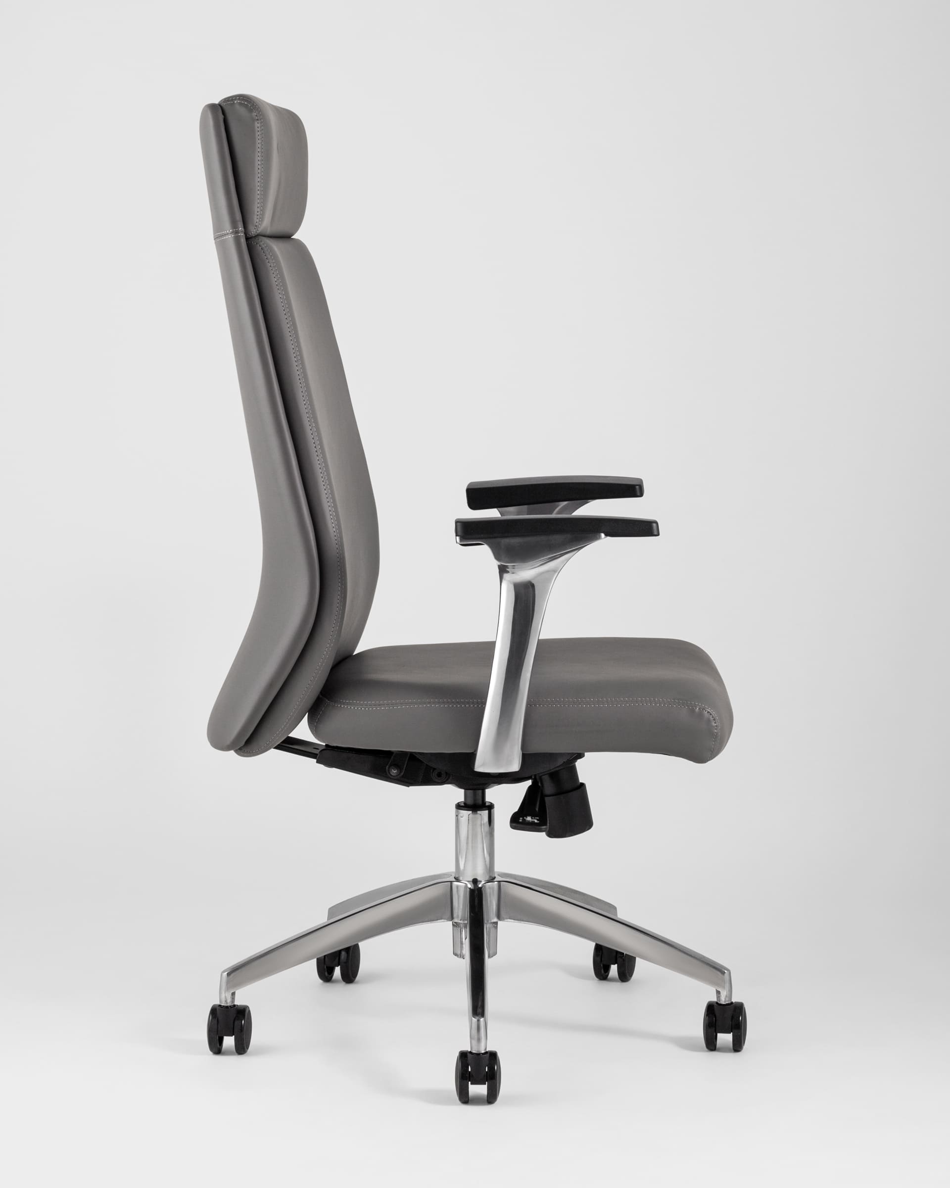 kreslo-rukovoditelya-topchairs-armor-seroe_Gray__3_