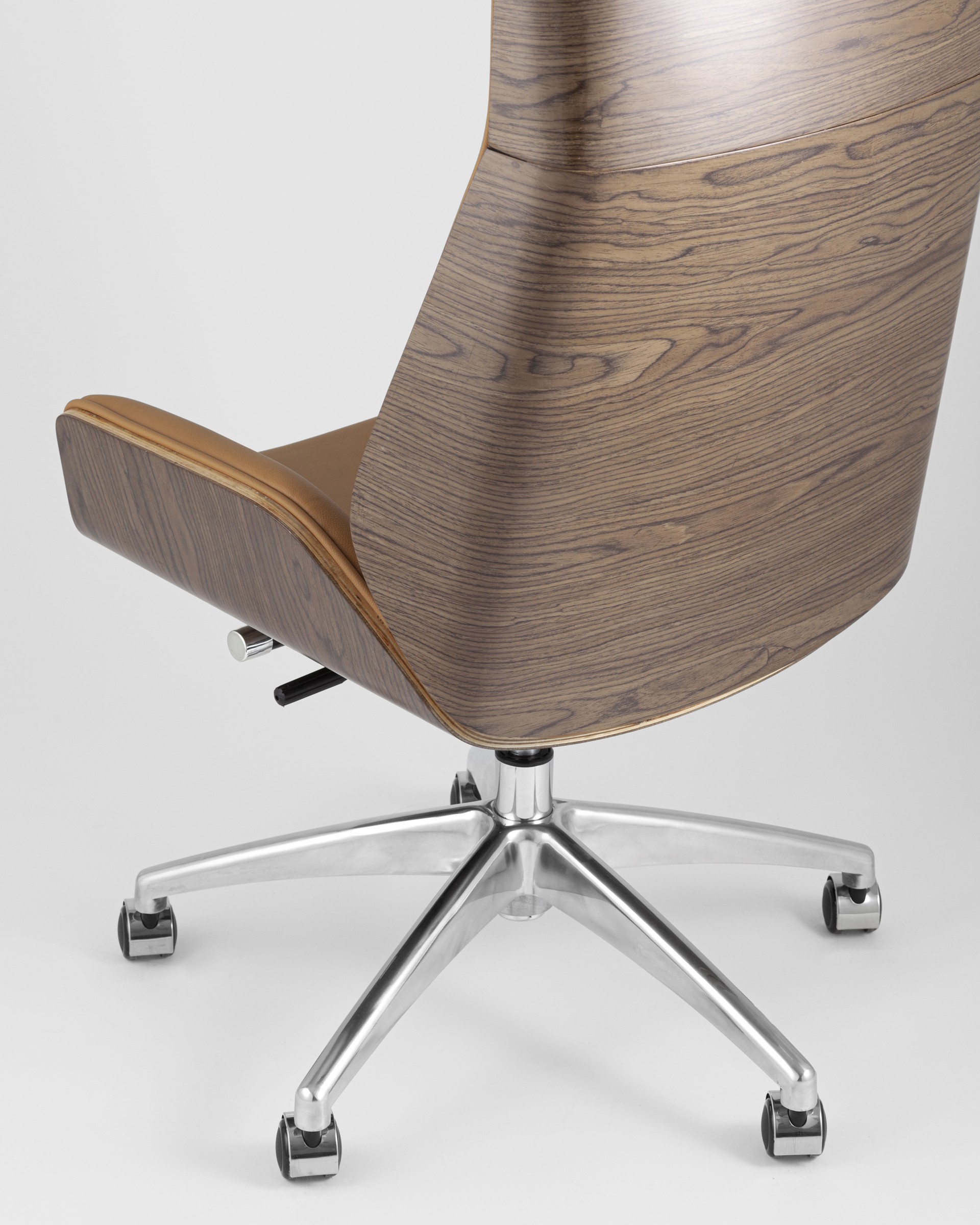 kreslo-rukovoditelya-topchairs-crown-korichnevoe__6_