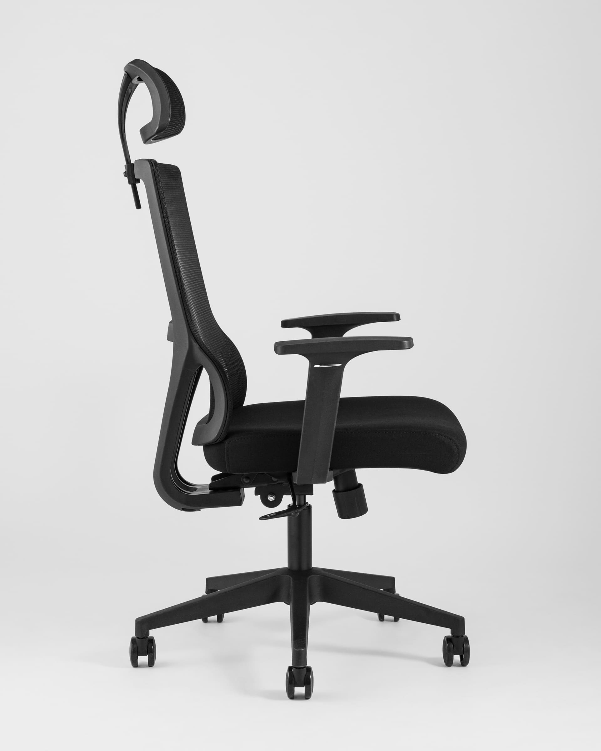 kreslo-rukovoditelya-topchairs-local-chernoe_Gray__3_
