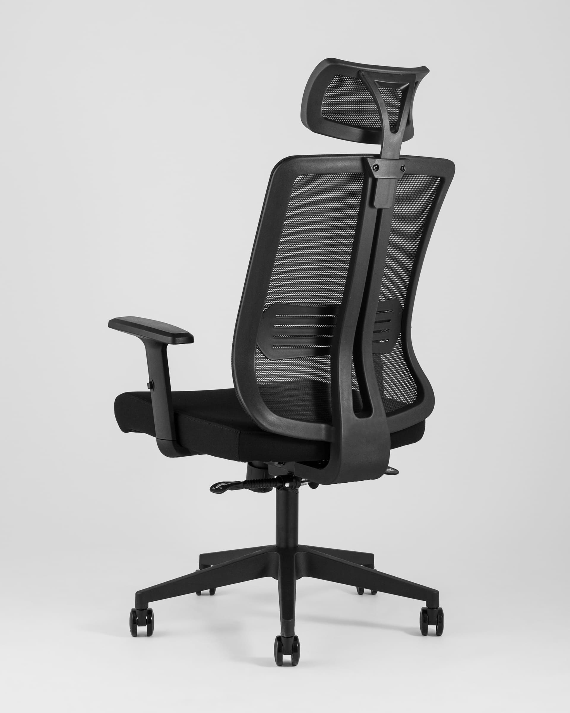 kreslo-rukovoditelya-topchairs-post-chernoe_Gray__5_