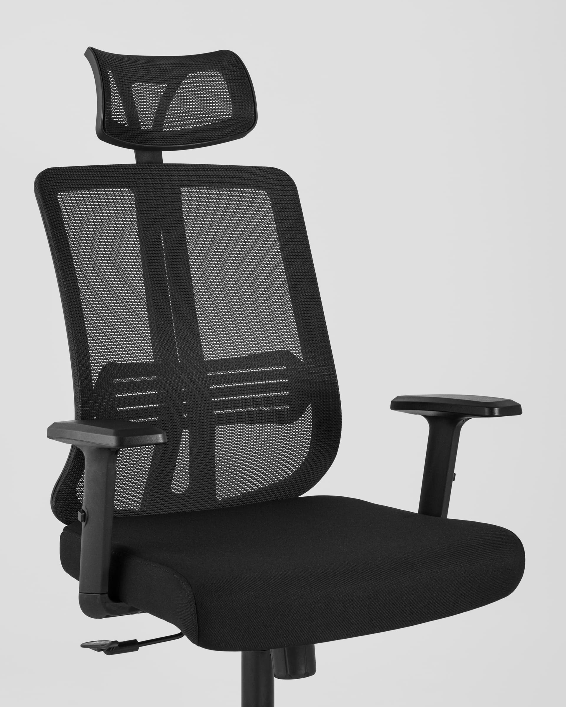kreslo-rukovoditelya-topchairs-post-chernoe_Gray__7_