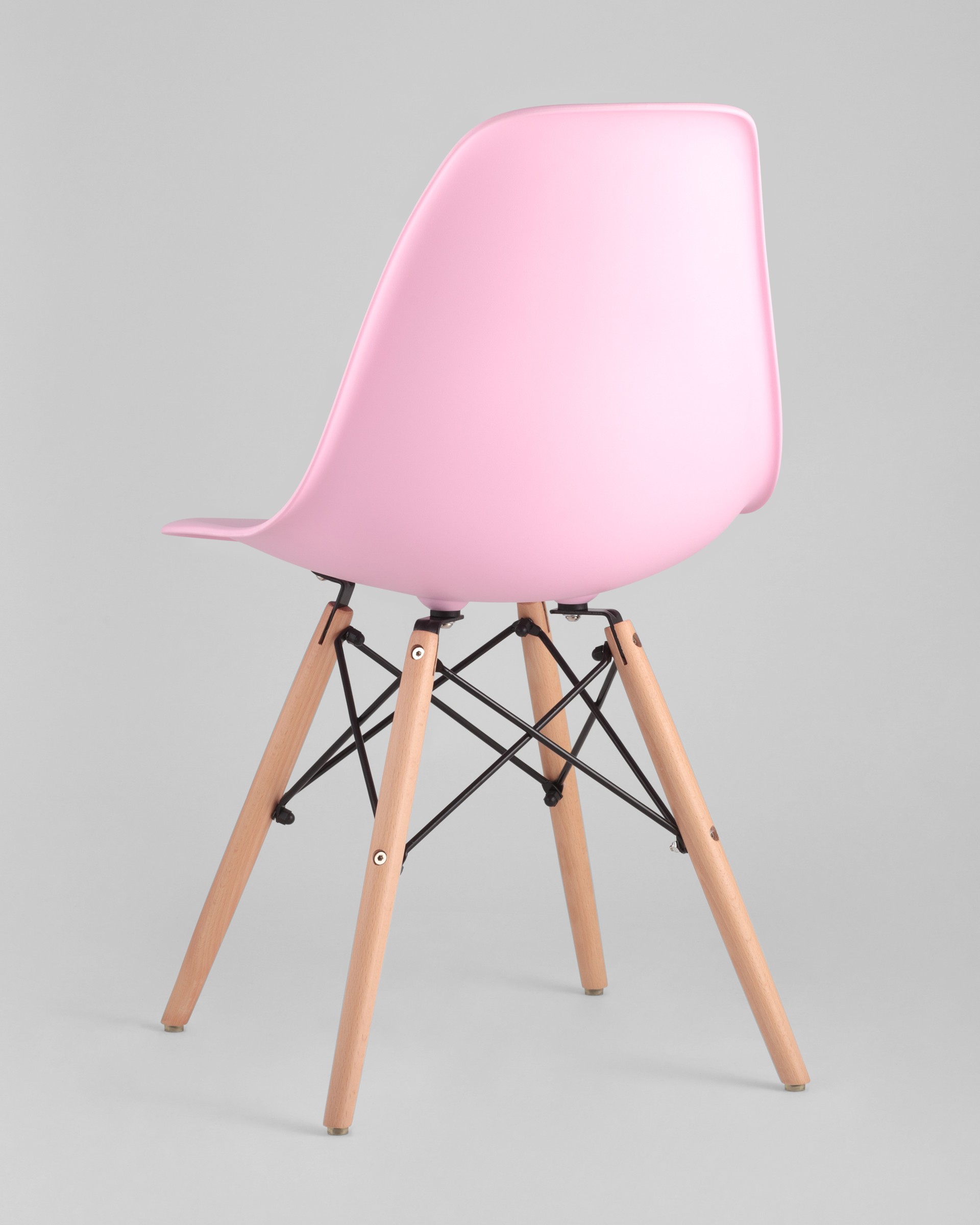 stul-eames-dsw-rozovyj__5_