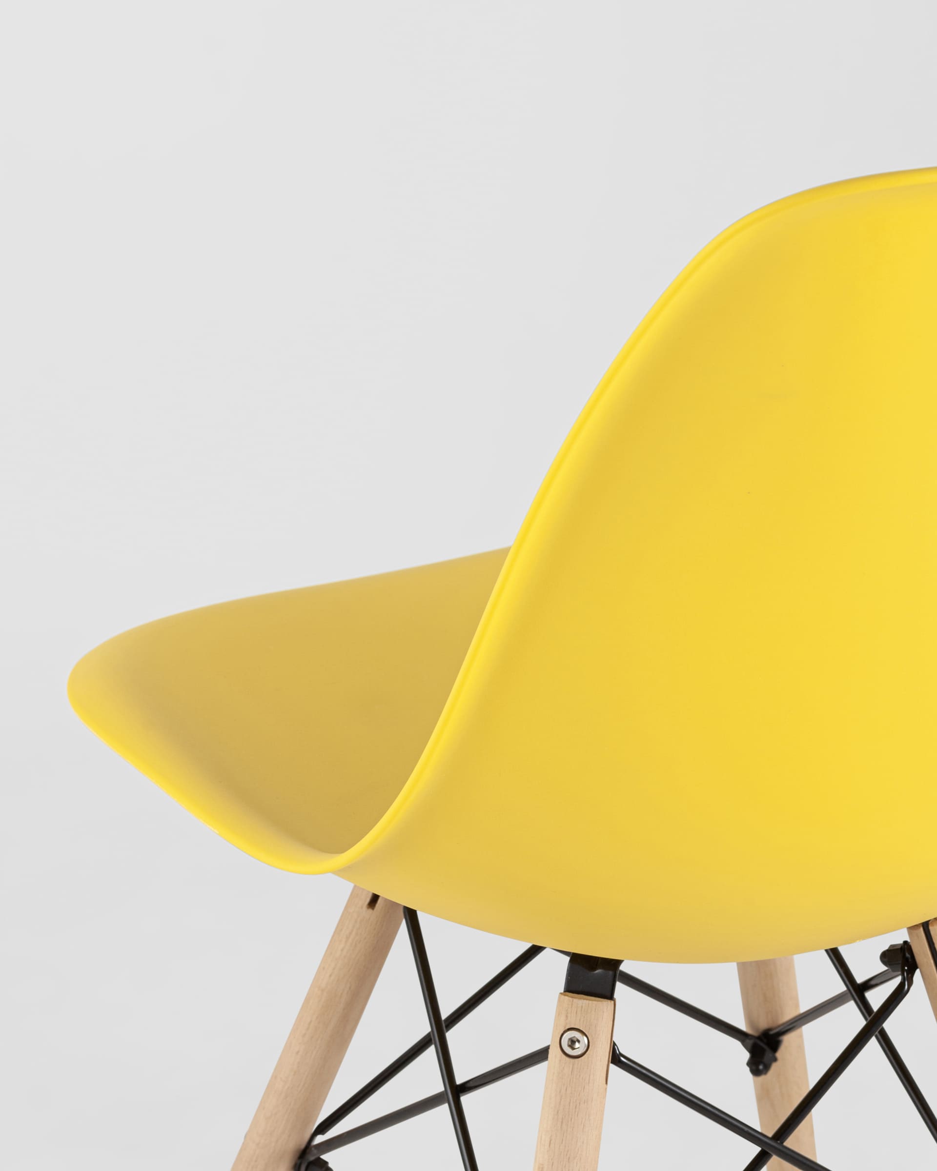 stul-eames-style-dsw-zheltyj_Gray__6_